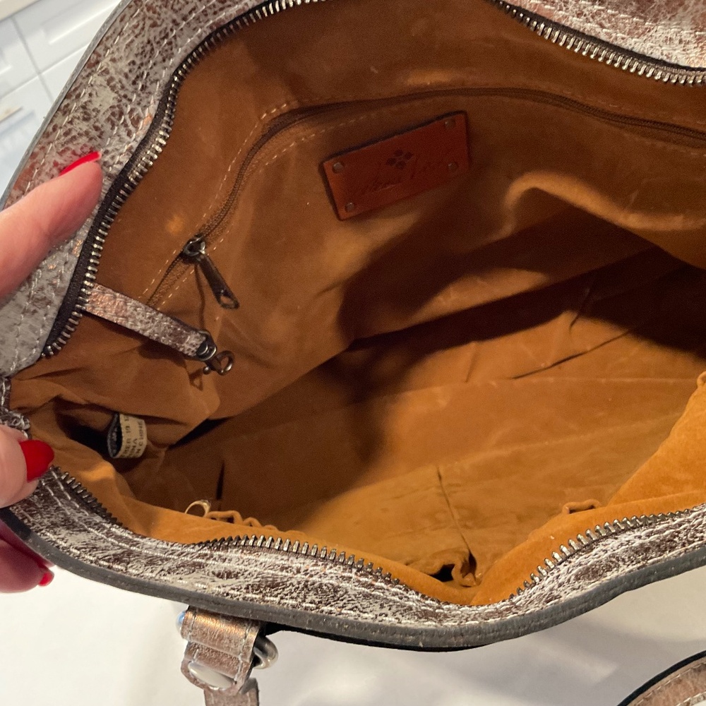 PATRICIA NASH Bark Leaves Shoulder Bag Bronze Gray - Picture 7 of 16
